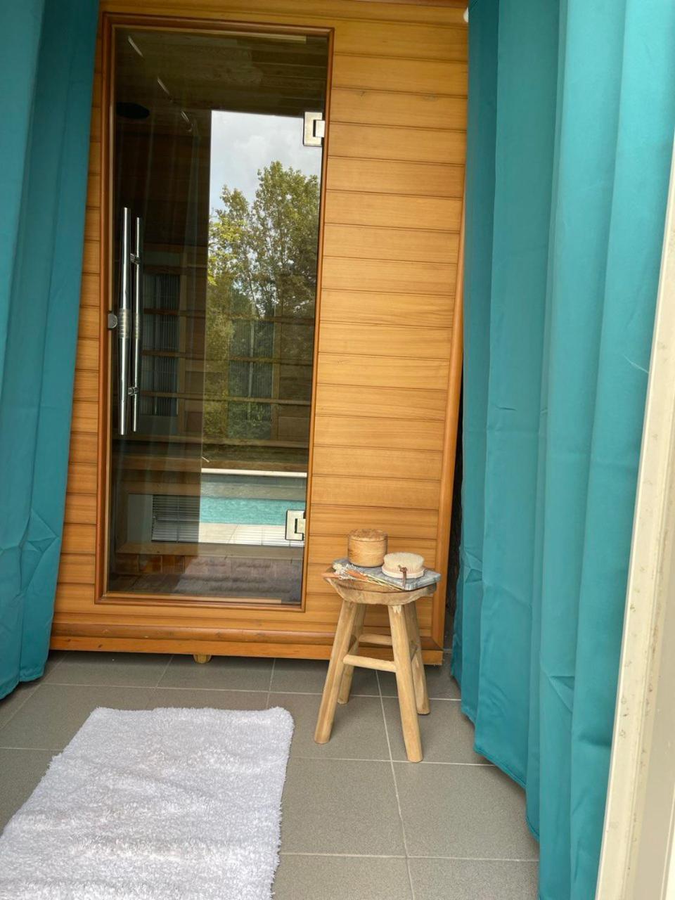 La Canopee Des Arbres, Anna Ellezelles Extérieur photo